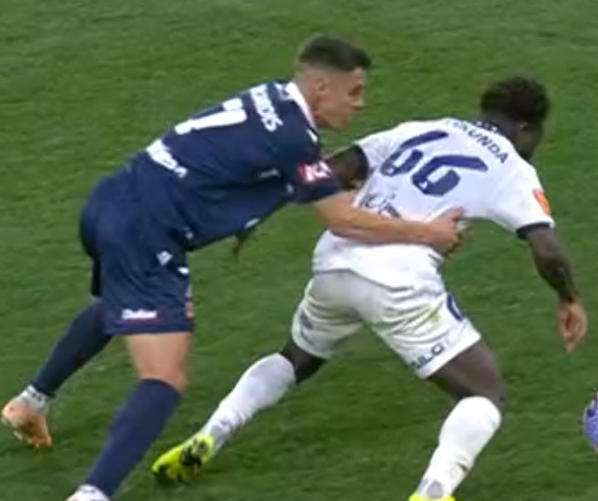 WestSydney's tweet photo. No foul apparently.#MVCvADL https://t.co/AKKKp6a7sS