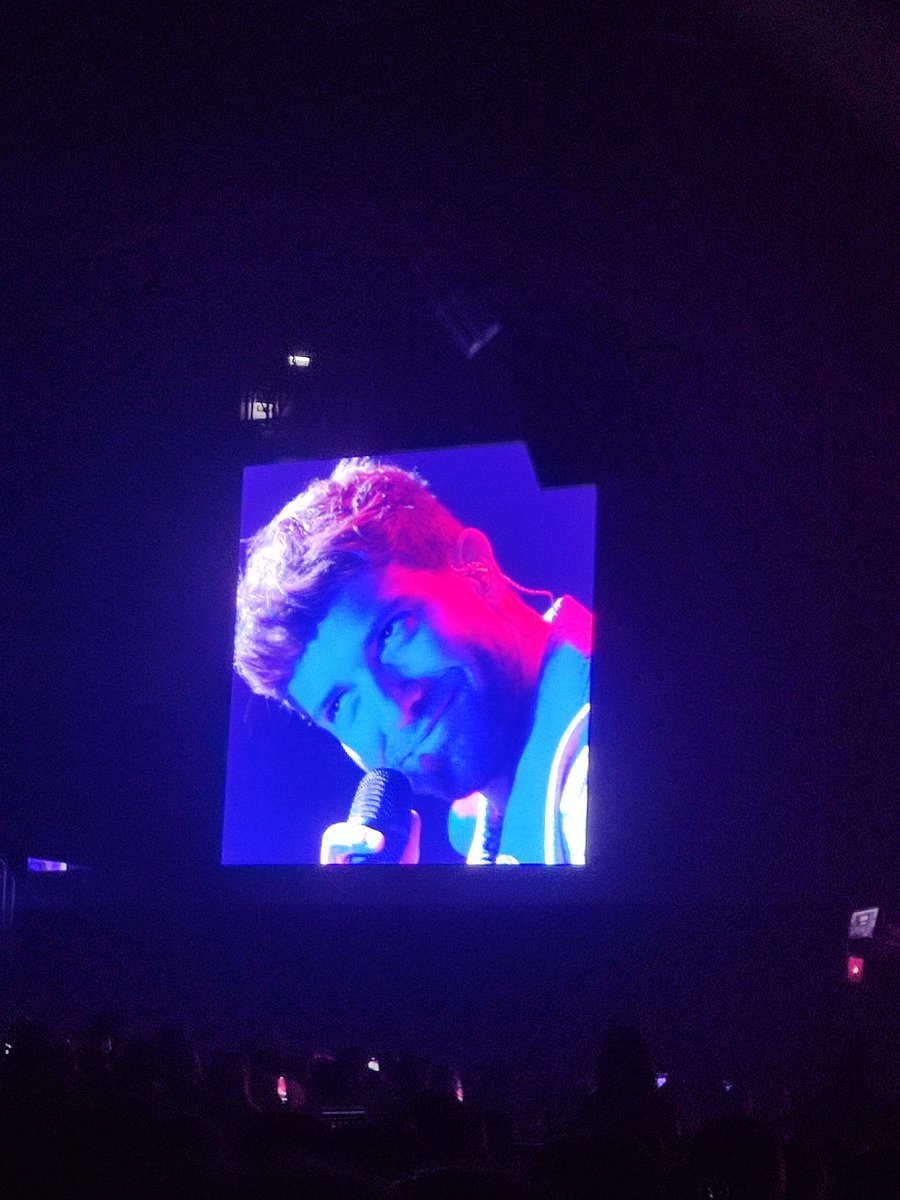 Romitocce's tweet photo. @pabloalboran  #antelarena #montevideo https://t.co/Zq6L5ebRM0