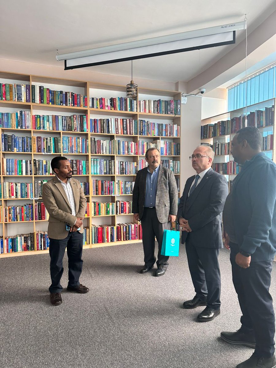 ETmaarif's tweet photo. President of the Turkish Maarif Foundation (TMF) H. E Prof.Dr.Birol AKGÜN visited  Maxbrdige Education and Development S.C which is founded by most of the Turkish Graduates.
#MAARIFETHIOPIA

@TMaarifVakfi
@fdremoe
@aacaebc https://t.co/PuT7h7lQ5o