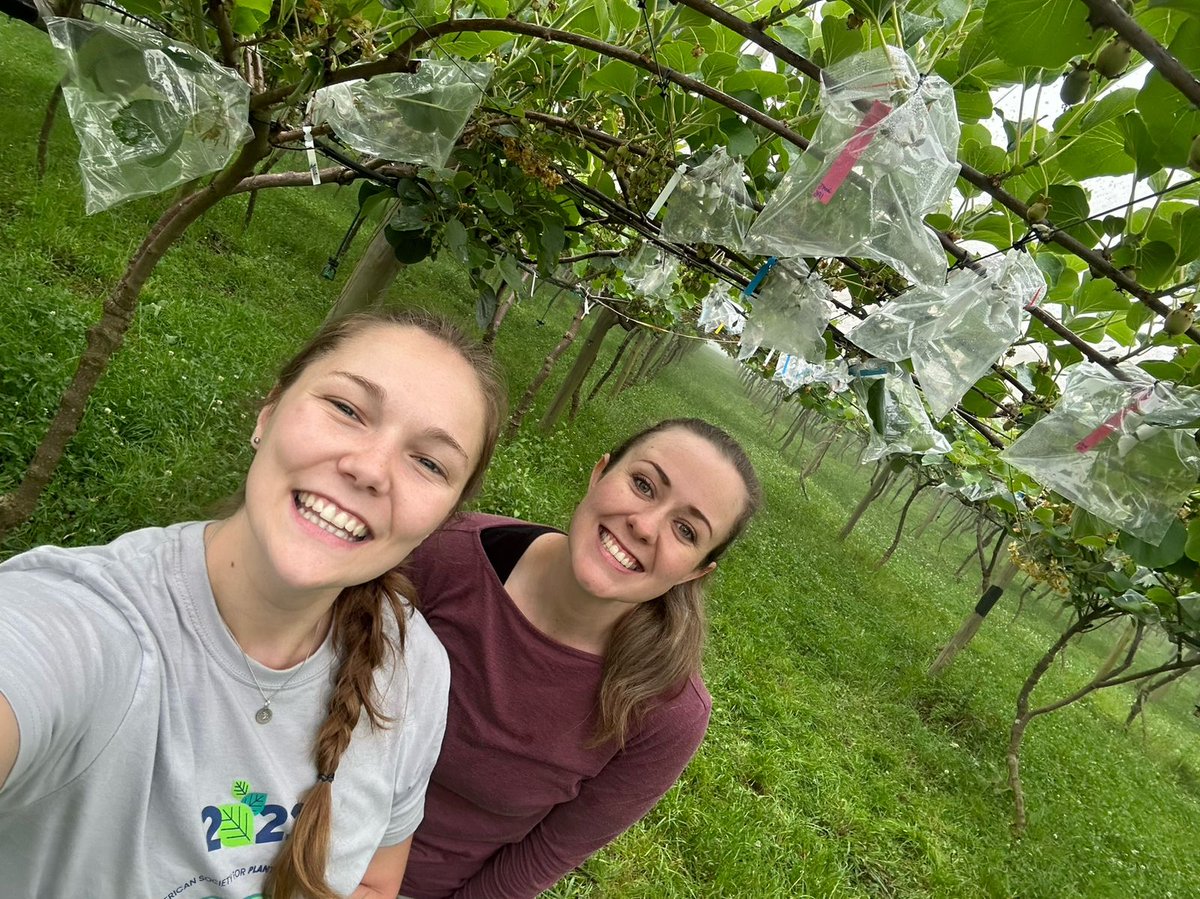 Cheyenne Theron tweet media