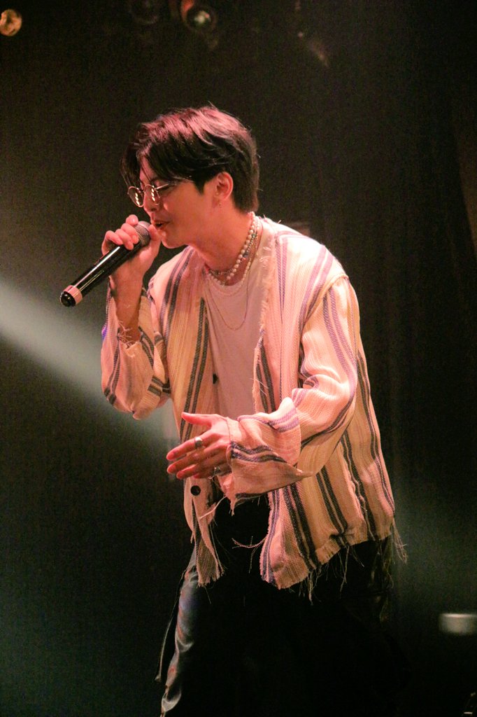 tMBk79af5jyinZn's tweet photo. Re:Snacks presents.「Re:present vol.1」
2023.11.2渋谷📸
正面じゃない史也くん😂
#史也祭 #三浦史也 #ReSnacks  @fmy_0821 https://t.co/B68B3c2UOX