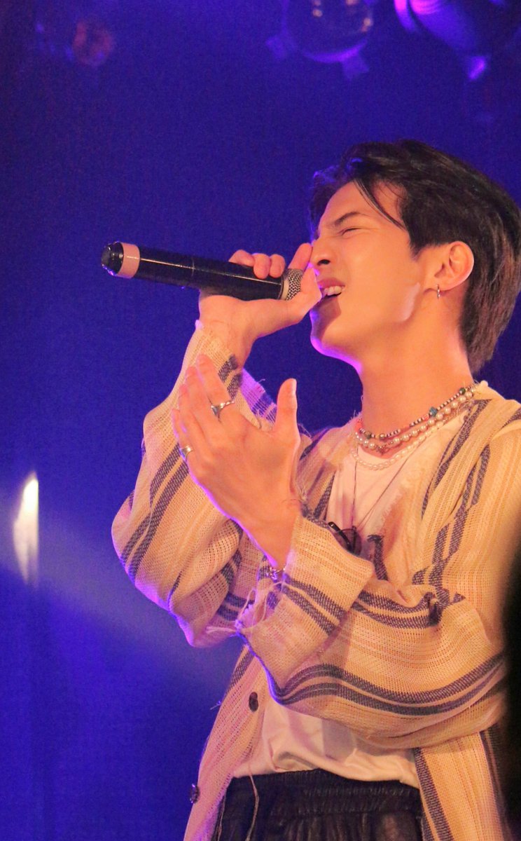 tMBk79af5jyinZn's tweet photo. Re:Snacks presents.「Re:present vol.1」
2023.11.2渋谷📸
正面じゃない史也くん😂
#史也祭 #三浦史也 #ReSnacks  @fmy_0821 https://t.co/B68B3c2UOX