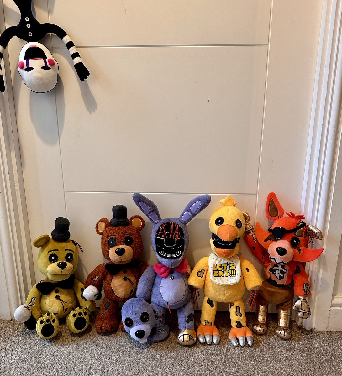 Is the Candy the Cat plush gonna be restocked? : r/fivenightsatfreddys