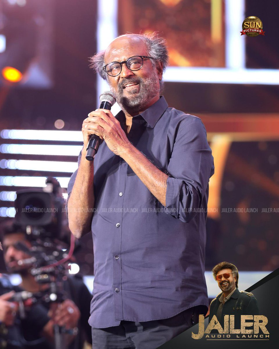 CineKingsley's tweet photo. Love You Always Thalaivaaaa ❤️🔥🤘🏼

#2YearsofAnnaatthe 🔥🔥🔥

                 AND

#100DaysOfJailerAL 🔥🔥🔥

#Thalaivar @rajinikanth 🤘🏼
#SuperstarRajinikanth #Rajinikanth𓃵 https://t.co/je1uiWXwXG