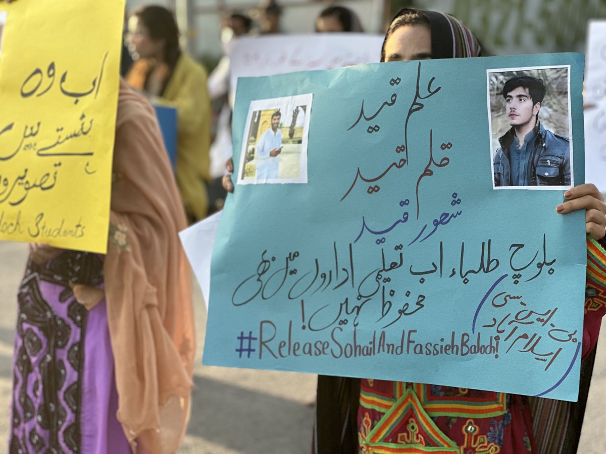 BSCIslamabad's tweet photo. Baloch Students Council- Islamabad staged a peaceful protest in front of the National Press Club Islamabad against the harassment and enforced disappearances of Baloch students.
#SaveBalochStudents 
#EndEnforcedDisappearances https://t.co/pgQeeEaCGW