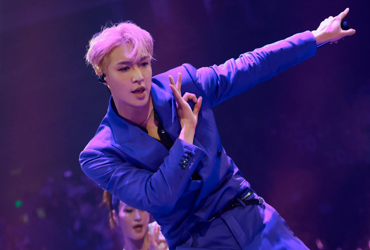 lay_studio's tweet photo. We love captain @layzhang on stage! https://t.co/WLjB6PrWKV
