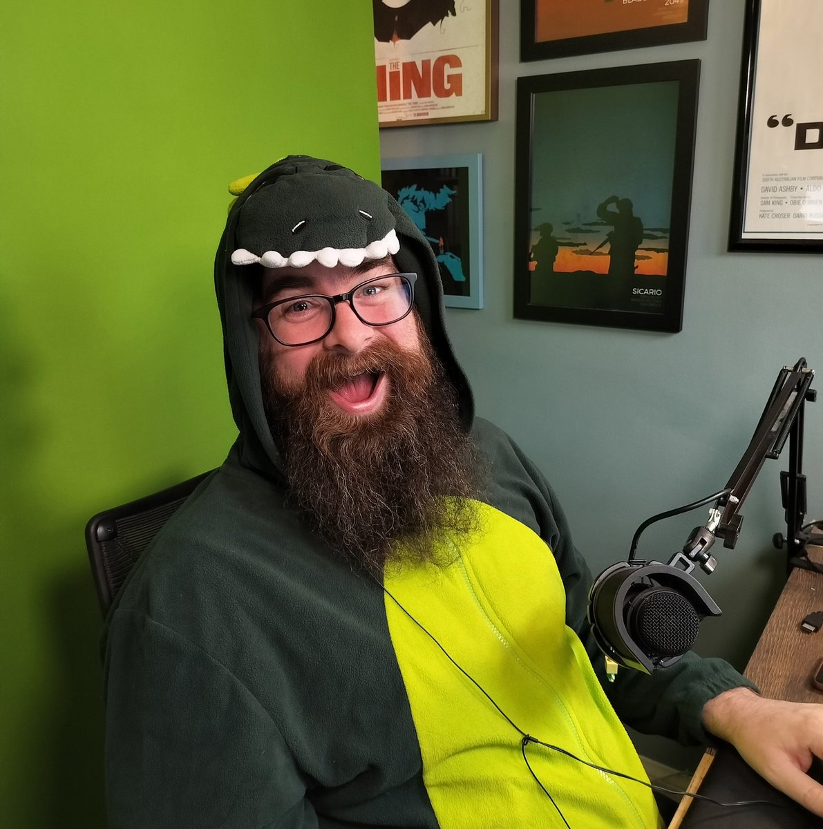 calsolomon's tweet photo. Raising money for Childrens Hospitals through @ExtraLife4Kids! @Anthro64 has hit $1000 and we still have over 17 hours left! You can donate to his page here. https://t.co/dEl7r5ufQ5 This is such an important cause and means so much to us, thank you for your support! #extralife https://t.co/H72yU3nIOo