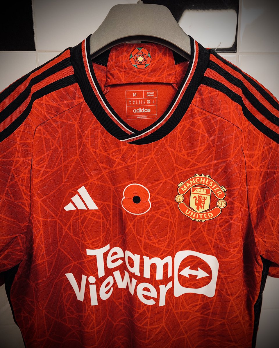 We will remember them.

🌹