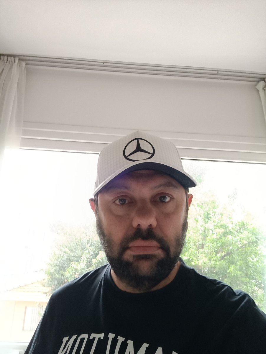 cbalieiro__'s tweet photo. I am very happy with the amazing gift I received from @MercedesAMGF1 and @jucerasoli

@hamilton
https://t.co/LNuv2Aw00P https://t.co/S9lvYVzBIZ