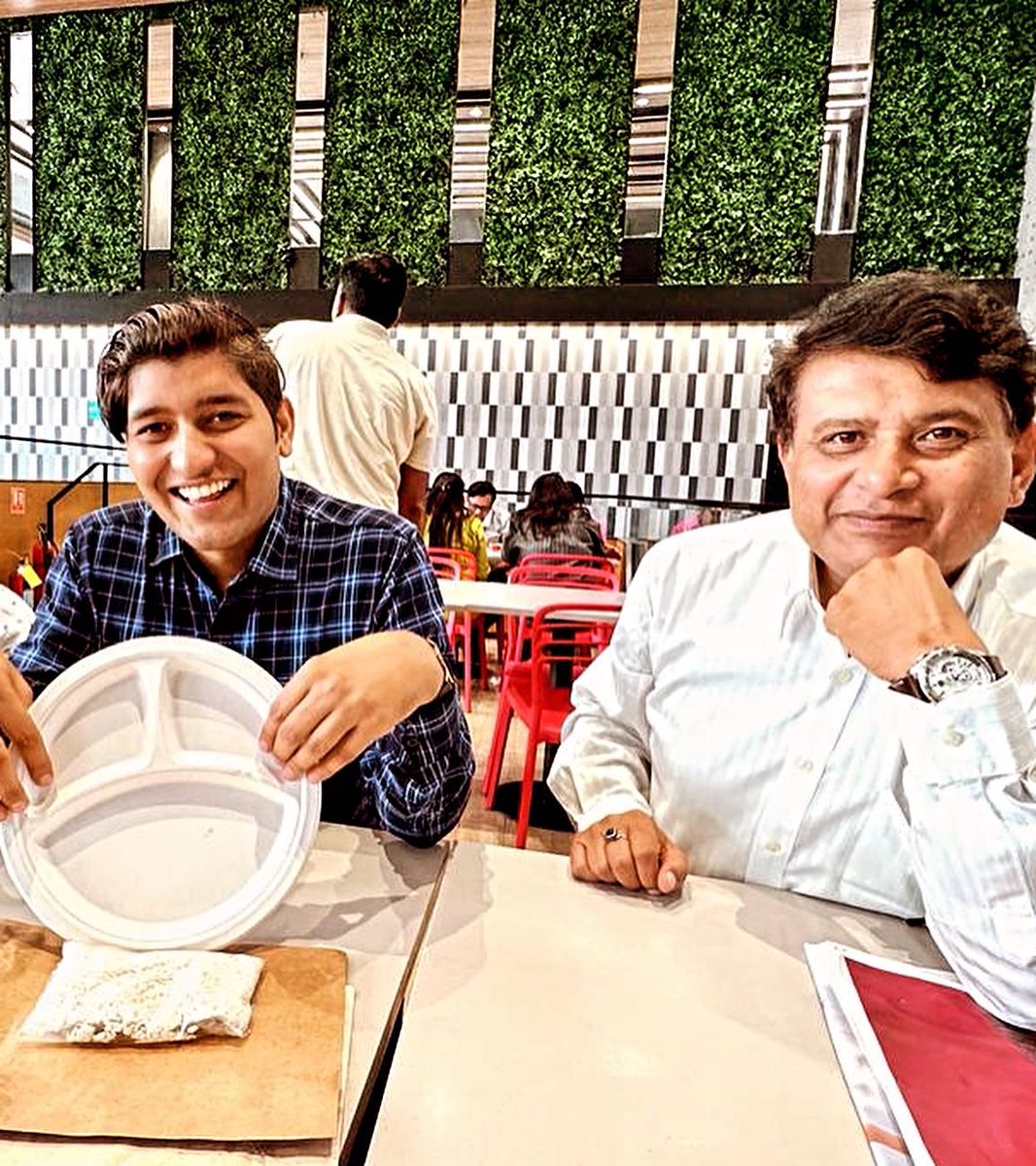 ManavSubhash's tweet photo. With the Padmashri @RamsaiDamodaran ji and @GopalJeeyis the banana boy / youngest scientist of India,

one’s again NASA - selected his Team Kaizel-YMRD for NASA HERC 2024 🙌👏

@RNTata2000 @anandmahindra @AdaniPriti @AnilAgarwal_Ved @MPNaveenJindal @shaurya_doval @samirsaran https://t.co/TE2gmk9p4J