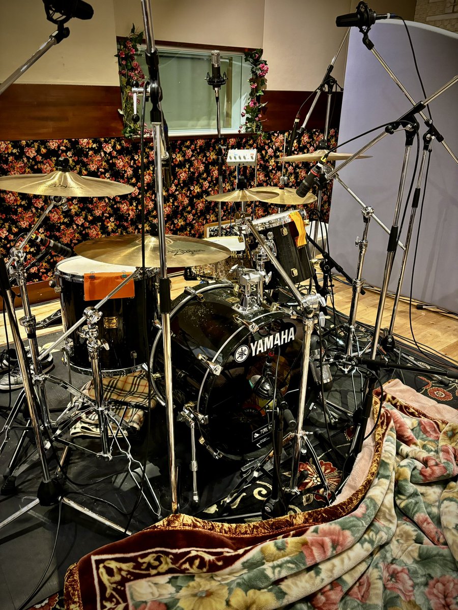 studioTORIGORO's tweet image. 感度的なドラムの調律！
いつもありがとう😊
@New_Sprint_ の皆んなもナイスサウンド👍

#YAMHA Maple Custom90,s
