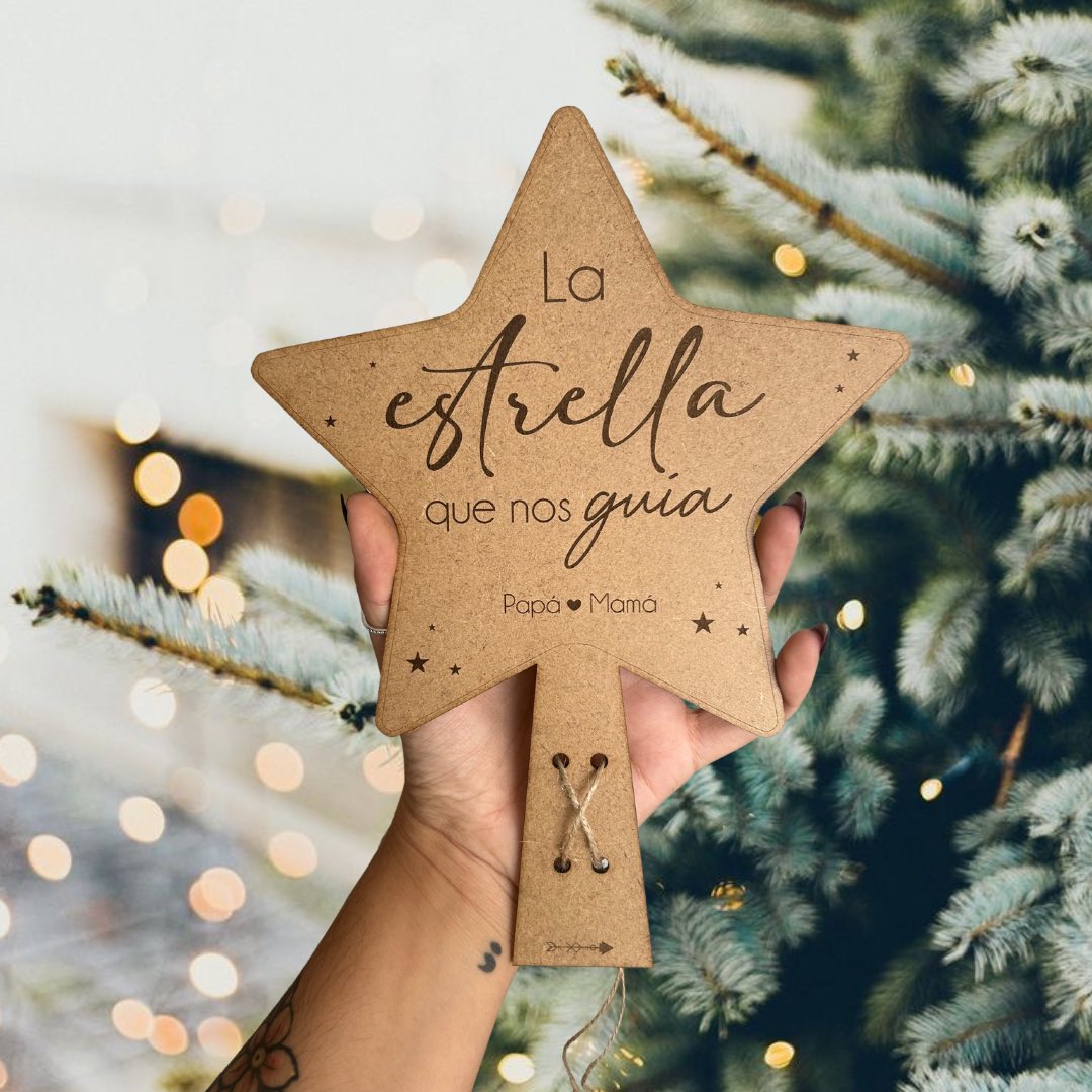 Bravemme's tweet photo. Haz tu Navidad un poco más especial teniendo aún más presente a tus seres queridos que ya no están ✨

+Info por MD 🤍 https://t.co/LaefxENFKs