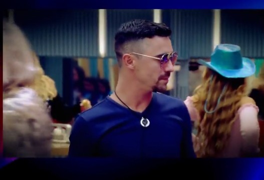 jenniiclpees20's tweet image. Buenos dias ❣️⛸️ #GHVIP4N #GHVIP3N