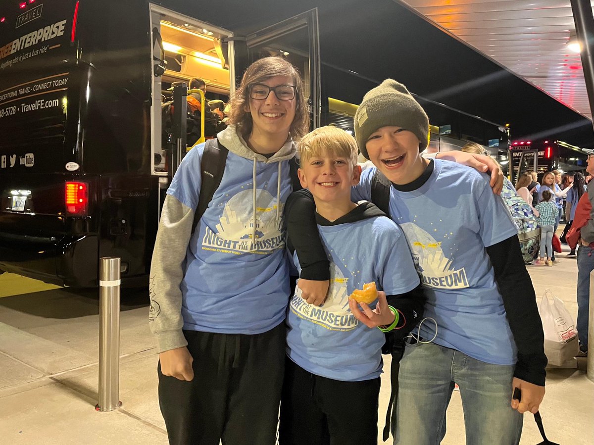 KakouWest7's tweet photo. Kentucky’s Night at The Museum.  @mcmspartans are on their way to Chicago! https://t.co/0XdXHZCl9d
