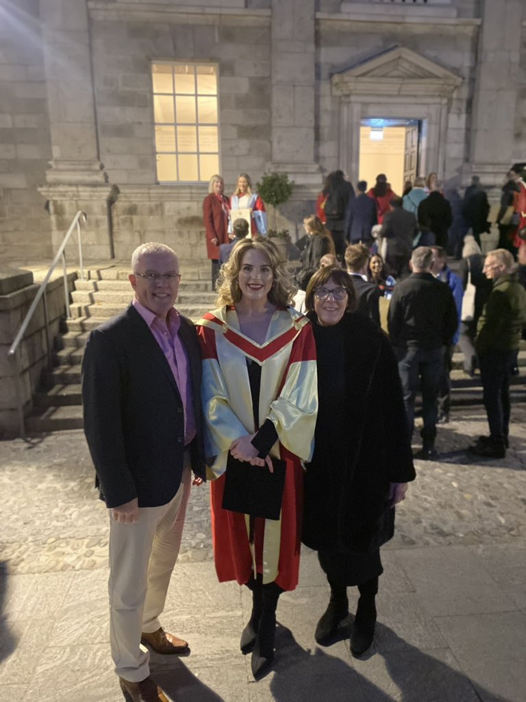 Jennifer Scott tweet media