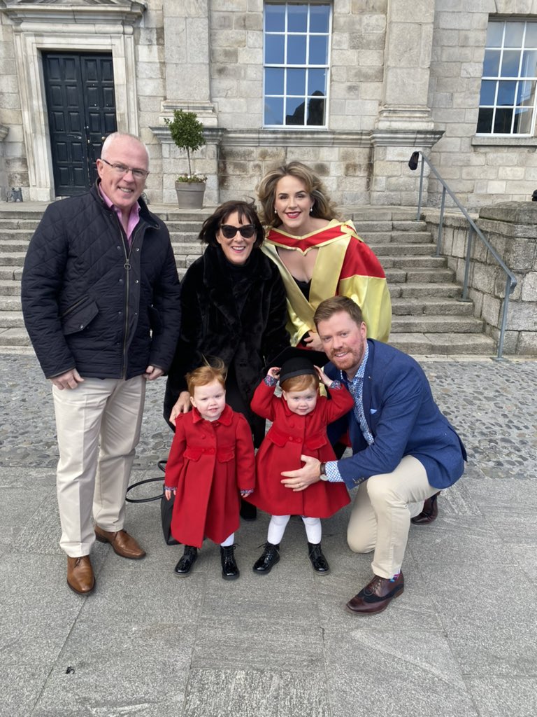 Jennifer Scott tweet media