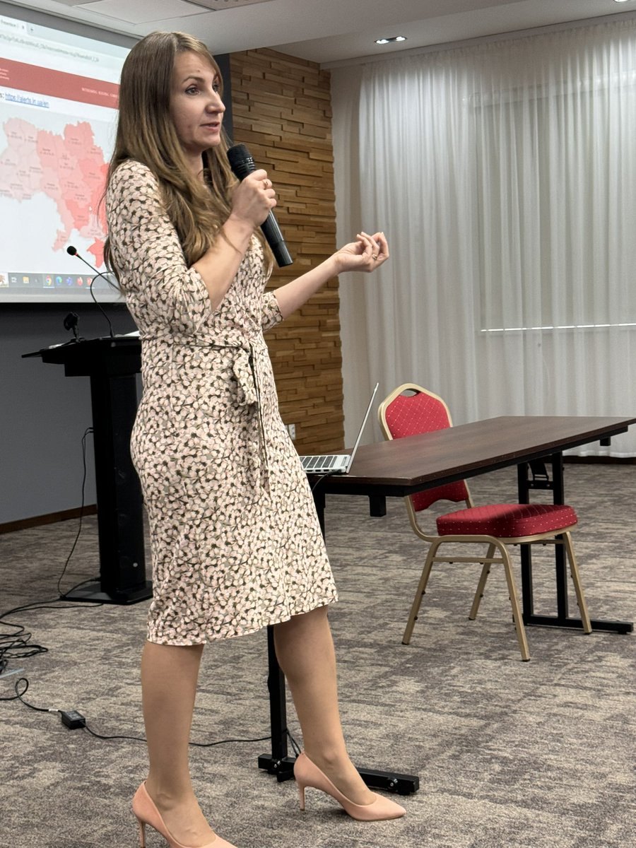 Dr Olha Matiychuk- fascinating  and moving account of how University of Ukraine has been facilitating practical help for those affected by conflict, such as law clinics and medical support as well as helping people to process their experiences @CERRLStMarys