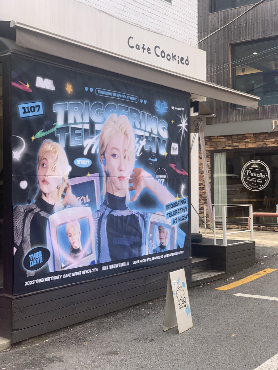 onuoonuo's tweet photo. 📁 𝑻𝒓𝒊𝒈𝒈𝒆𝒓𝒊𝒏𝒈 𝑻𝒆𝒍𝒆𝒑𝒂𝒕𝒉𝒚 𝒂𝒕 𝑵𝒊𝒈𝒉𝒕
🪧 카페쿠키드
서울 마포구 어울마당로5길 25 1층
➿ https://t.co/Xq5nVHCGOg
🖋️ 기본 특전이 진짜 예뻤어요! 걸려있는 명호 사진도 너무 예쁘고 노래도 너무 좋았어요 ⸝⸝◜࿀◝ ⸝⸝
#TriggeringTelepathyatNight
#밤에_THE8_심전감응 https://t.co/WQlcFGsoMh