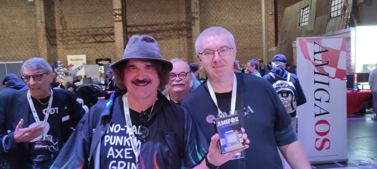 aMiGaTrOnIcS's tweet image. Amitopia:  AmiFox box – one month after: One month passed since we went to Amiga38 in Mönchengladbach with our apps – and the AmiFox box, a good time for a bottom-line I think. tl;dr: It was a success. Here are some pictures… dlvr.it/SyN50v #AmigaComment @BergsethMichal