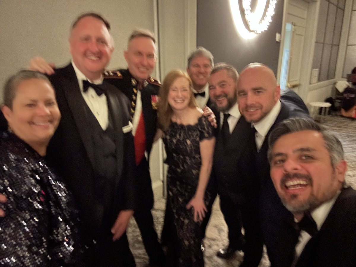 moletteogden's tweet photo. with MCRC’s Commanding General MajGen William J. Bowers https://t.co/KRlsWK9jSK