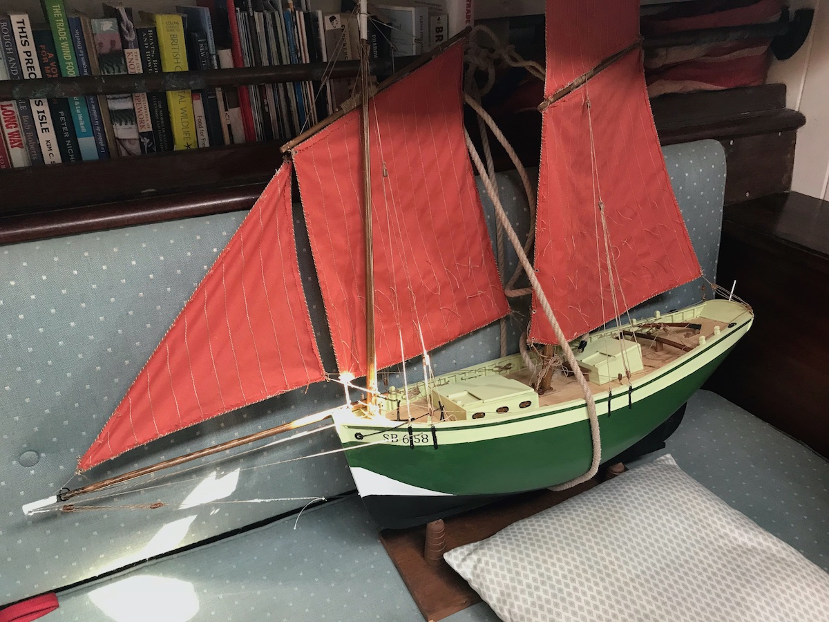 PassageLog's tweet image. Another fun-filled memory of our summer sailing, with an unexpected ending - guidingstar1907.com/2023/11/03/i-o…
Guiding Star is for sale through @WoodenShips1 . Come and see her in Plymouth before we de-rig her for winter in late November.