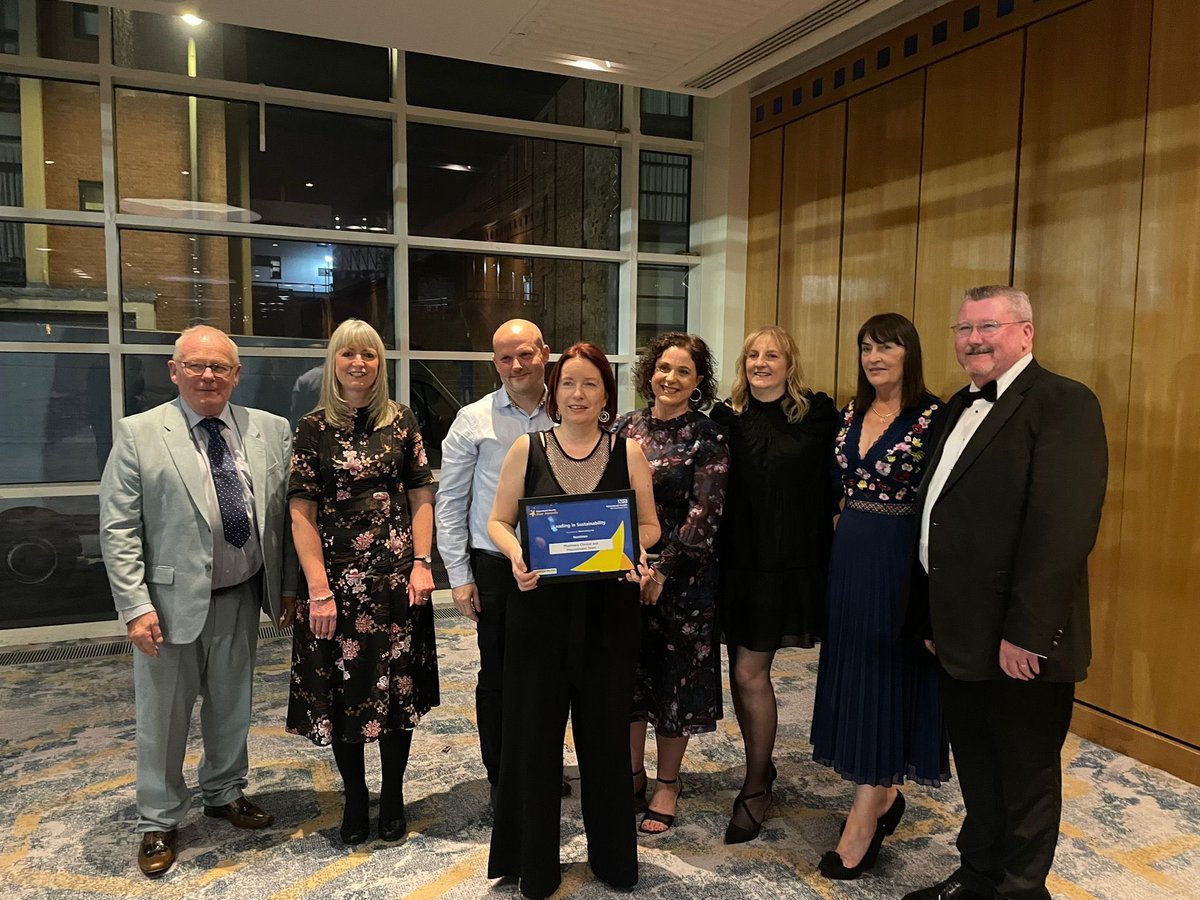 <a href="/PharmacyQeh/">QEHPharmacy</a> had a great night at the star awards ⭐️🌟 Well done to all nominees and winners 🏆<a href="/Gateshead_NHS/">Gateshead Health NHS Foundation Trust</a> 💚