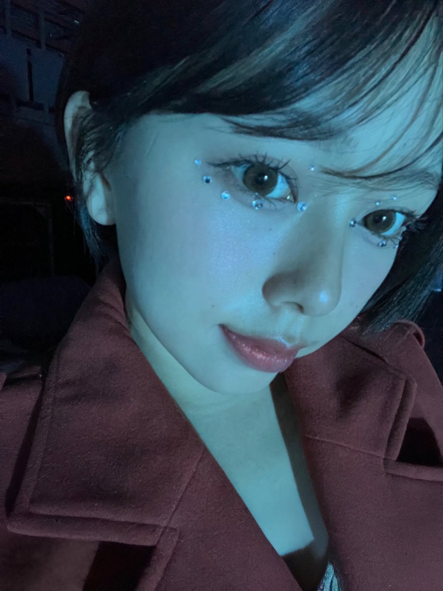 o__moe05's tweet image. 札幌コレクションありがとうございました❤︎

Durasさんのステージ歩かせて頂きました！
衣装も、目元のストーンもキラキラでかわいすぎる。。

ホントに楽しかったなあ、ありがとうございました🥰

#札幌コレクション2023aw #サツコレ #Duras #ファッションショー