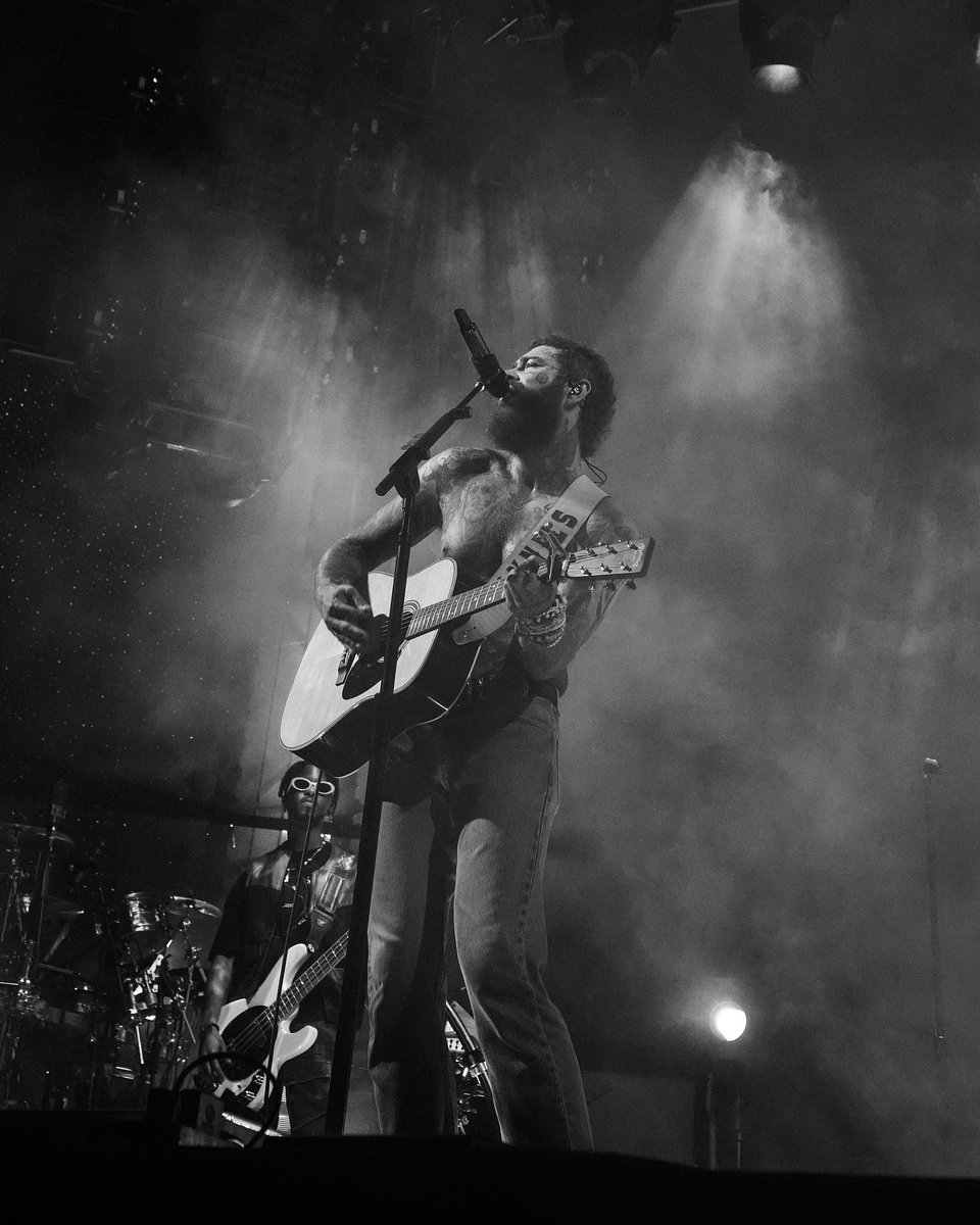 PostAustin810's tweet image. 