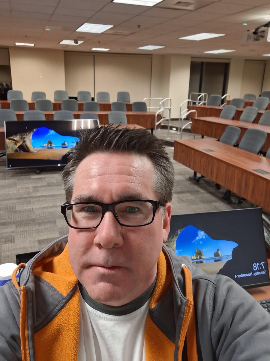 jerry_janda's tweet image. #SAPTechEd may be over, but the watch-and-code meetups continue in Atlanta! We&apos;ll be starting soon.