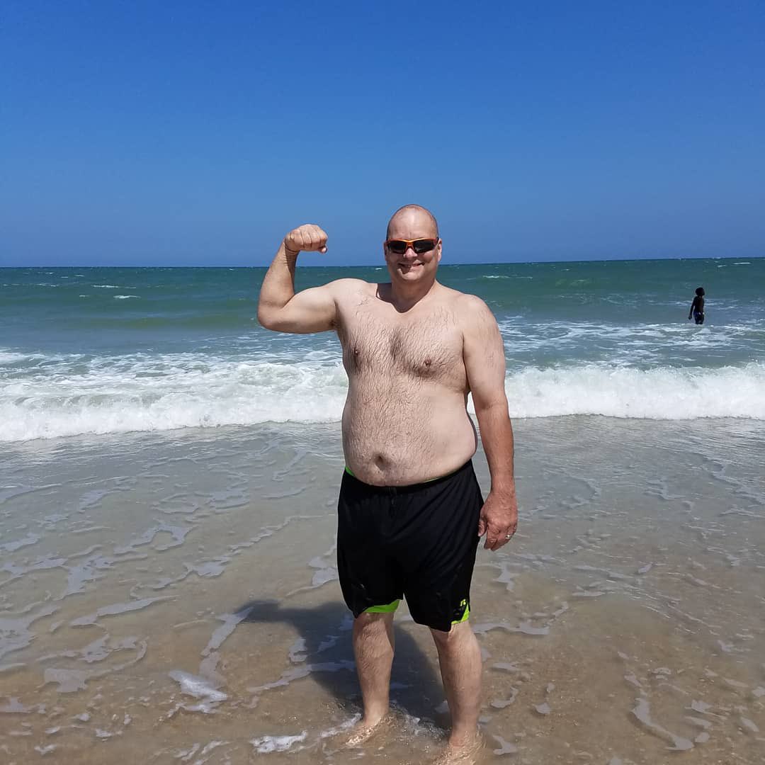WarrMandi7676's tweet photo. This to this! This is the face of Pulmonary Hypertension! So little is known about it or how to treat it! My husband died from idiopathic primary pulmonary hypertension. And throughout his 2 1/2 year battle he suffered greatly! #PPHAwarenessMonth https://t.co/95sjFbtVQD