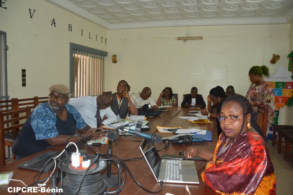 CipcreB's tweet photo. FORMATION DES JOURNALISTES ET ACTEURS DES MEDIAS SUR LA DYNAMIQUE DE LA CHARTE DE BONNES PRATIQUES (CBP) POUR LA PROTECTION EFFECTIVE DES ELEVES CONTRE LES ABUS SEXUELS
Quelques photos de l'Etape de la Maison de la société civile, ce vendredi 03 novembre 2023 ..... https://t.co/GyuXkYXn0F