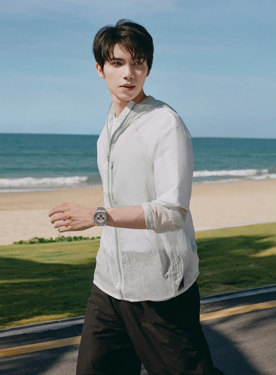 djys_l's tweet photo. หล่อ อบอุ่น สุภาพบุรุษ☺️🤟🏻罗一舟💚

วิ่ง ขี่ และออกเดินทางสู่พระอาทิตย์ขึ้น
เพื่อนแบรนด์ LONGINES Zz罗一舟 แสวงหาสายลมและอิสรภาพด้วยนาฬิกาซีรีส์ Concas ใหม่ เริ่มจับเวลาและเพลิดเพลินไปกับทุกช่วงเวลาของธรรมชาติ

#LuoYizhou #罗一舟 #���ลัวอีโจว 
#罗一舟𓂃𓊝𓄹𓄺

2023-11-04
cr. 浪琴表 https://t.co/HaqjiX3v38