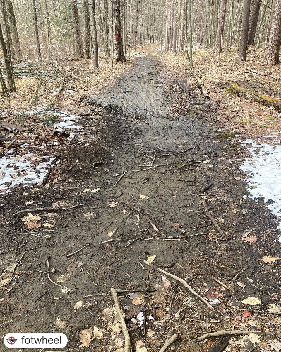 Hunting Season is upon us! With the snow starting to fall, please stay informed about trail conditions and network closures as we cherish the final days of riding season. 🦌🏞️❄️

➡️vmba.org/trailsinvt/