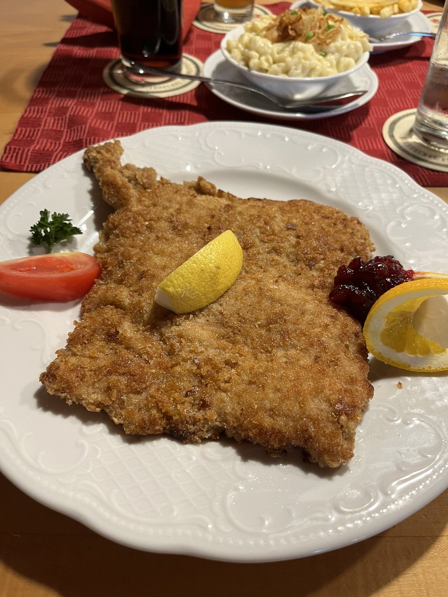 CordonBleuGuide's tweet photo. Gasthof Bayrischer Hof, Leutkirch/D
 
Den Bericht findet Ihr auf unserer Website:
https://t.co/JtbgMT4sqd

#cordonbleu #cordonbleuguide #wirliebencordonbleus #olis https://t.co/O0TfZrrKt4