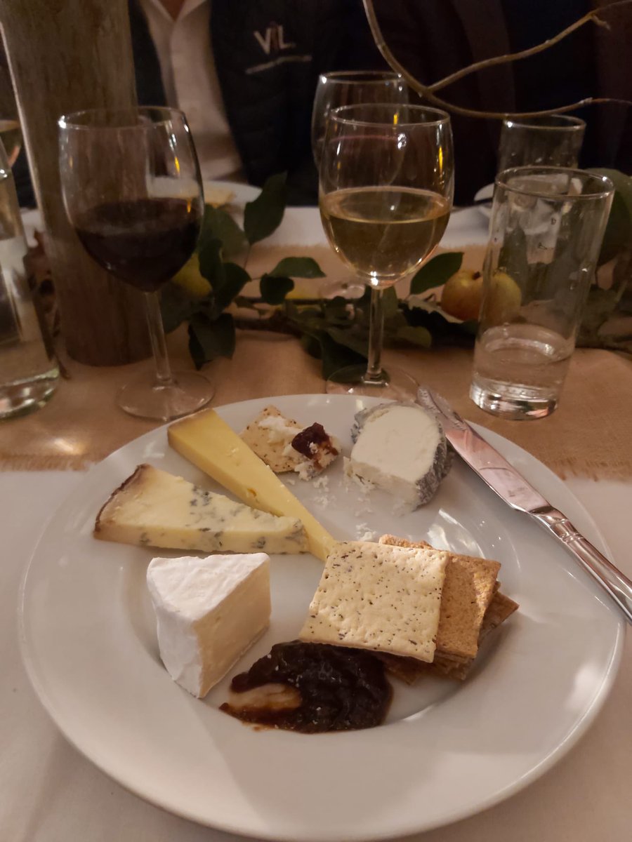 Celebrating Samhain with Cheese & Wine Tasting with Kevin Sheridan @SheridansCheese & Enrico Fantasia last night. A lovely night @BoyneValleyFlav