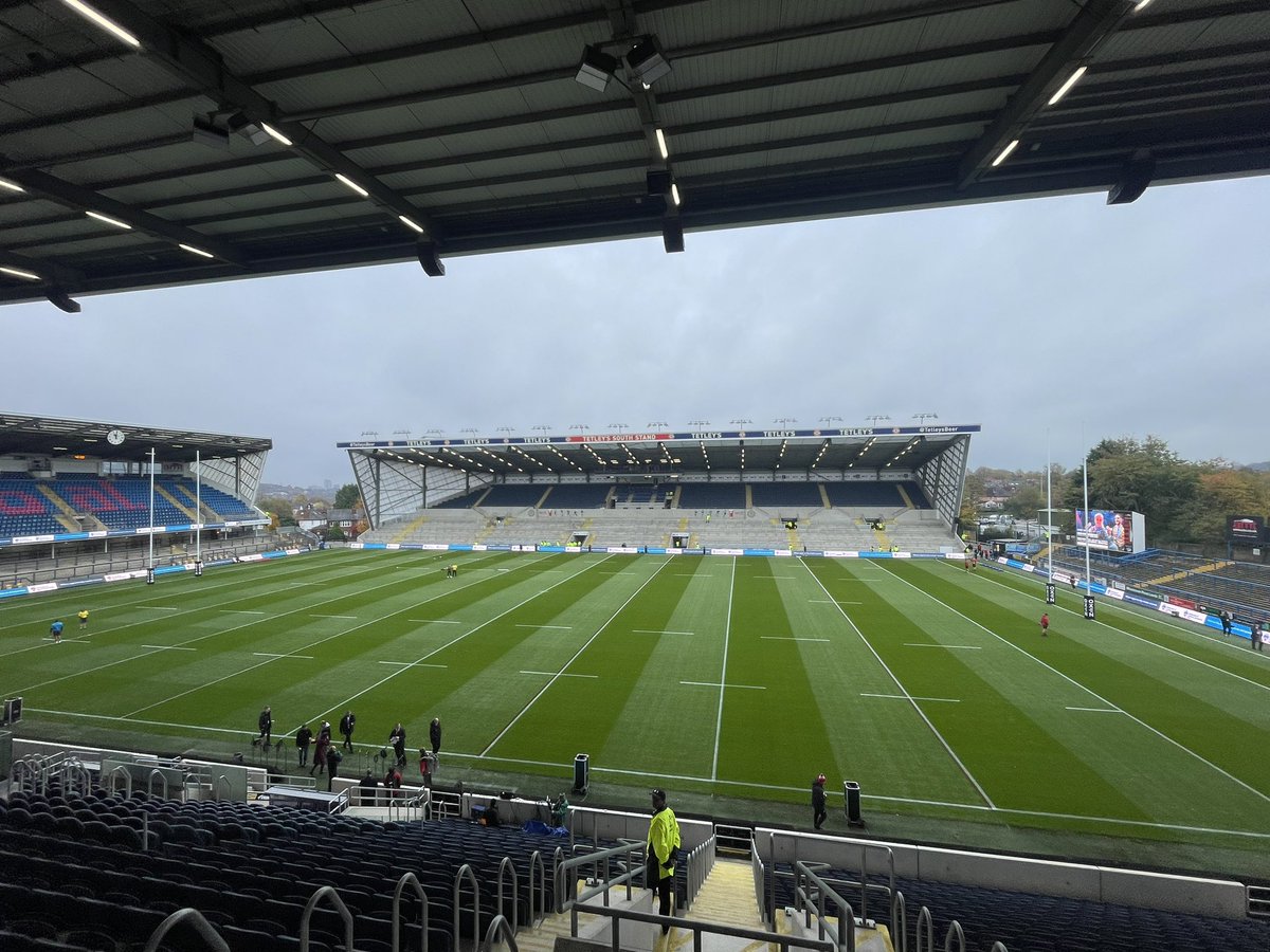 ryangolding_'s tweet image. 180mm rainfall - 1.3million litres in the last 14 days.

End of a long RL season starting back in January at the stadium, top effort from the lads all year.

England Women v Wales
England Men v Tonga 
On @BBCSport 

#grounds #groundsperson #rugbyleague #rugby
