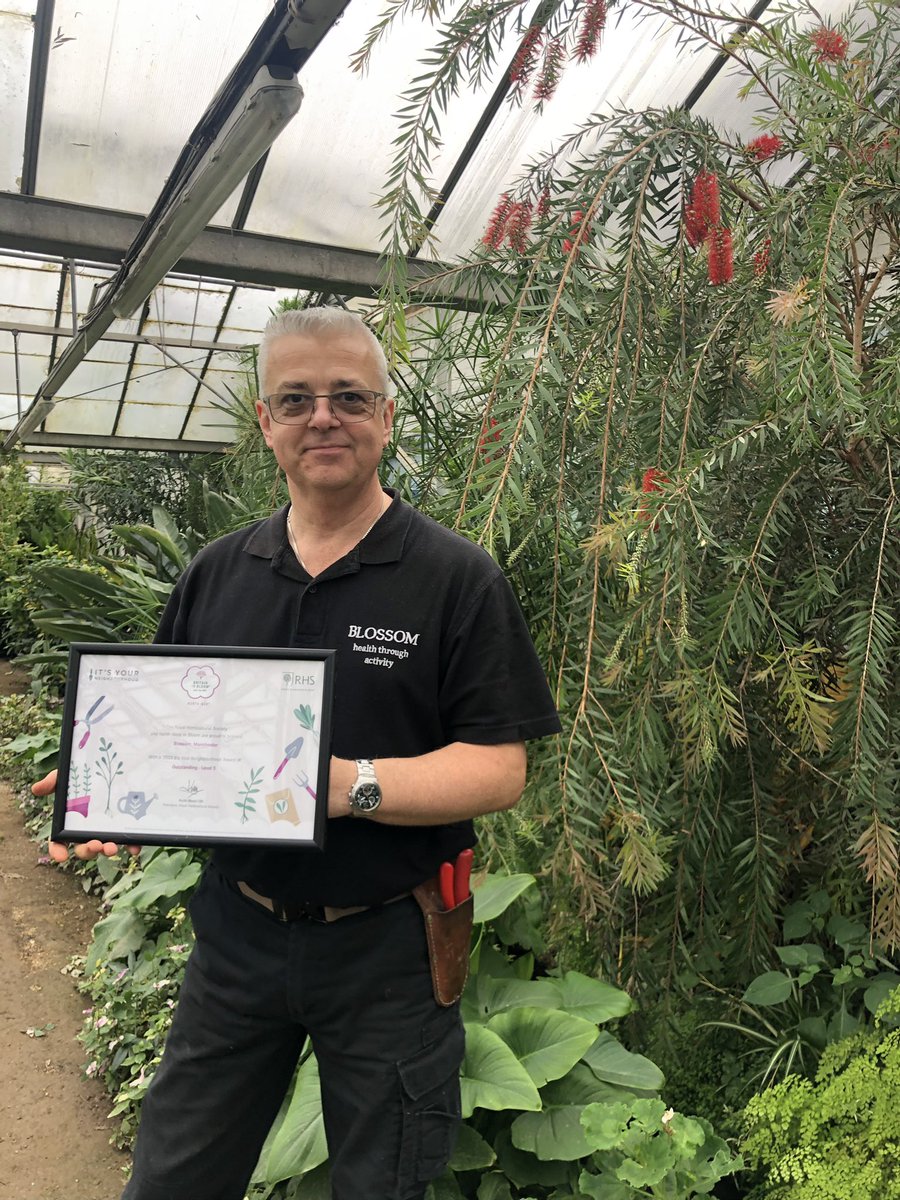So proud to have won Britain in Bloom Neighbourhood award ‘Outstanding level 5’ for our work in and around the horticultural centre, Wythenshawe Park! <a href="/The_RHS/">The RHS</a> #BritaininBloom @parks_great
