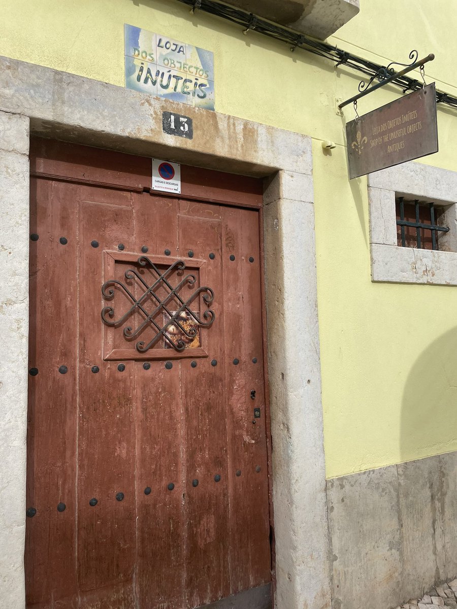 G_Adamez_C's tweet image. Llevaba como seis años sin venir a Portugal, desde que terminó el Proyecto #PostScriptum del CLUL de la Universidade de Lisboa. Me podía la nostalgia. En las últimas semanas me estoy reencontrando mucho con esa época que supuso un desafío y un aprendizaje continuo. #Portugal