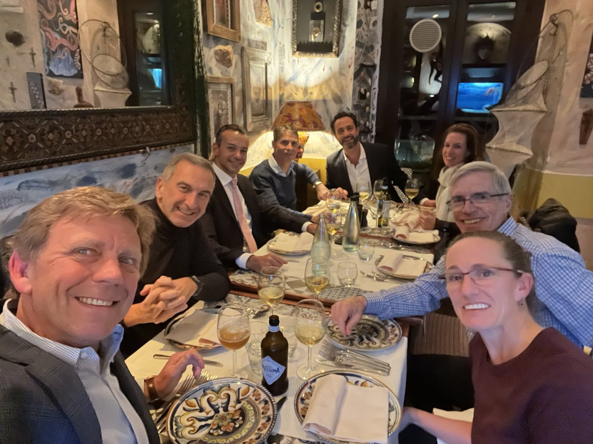 Great Dinner with Friends to close out an amazing European Foregut society meeting in Milan!! #EFS #AFS #BetterTogether