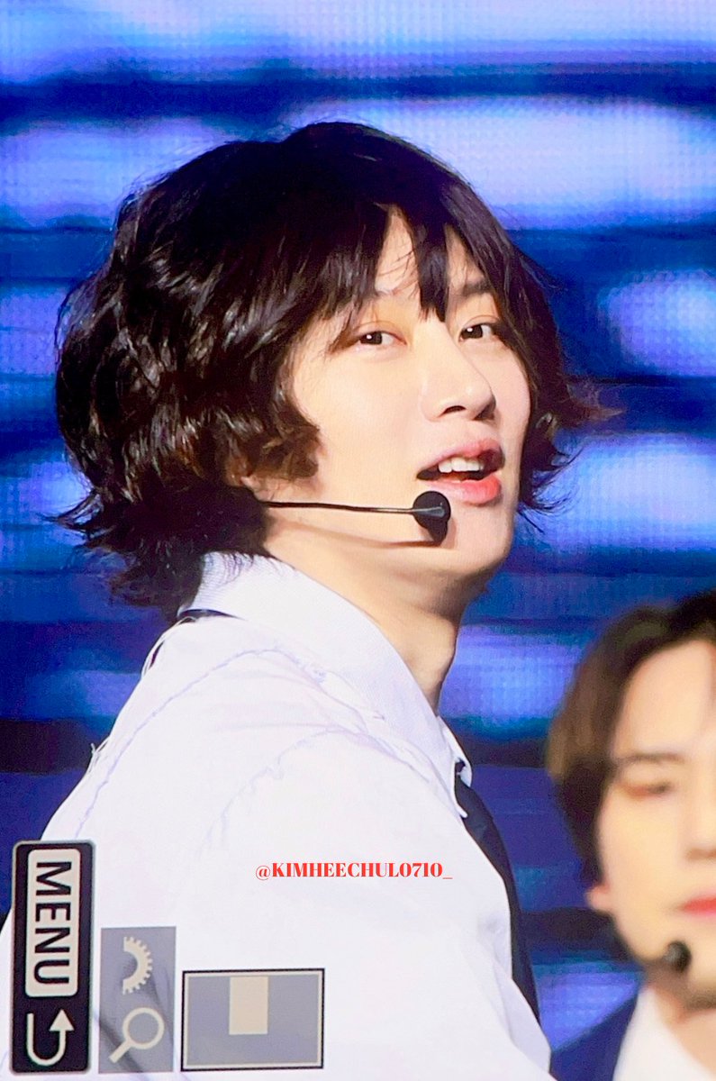 KIMHEECHUL0710_'s tweet photo. 231104 1t's 8LUE💙

𝑯𝑬𝑬𝑪𝑯𝑼𝑳 𝑳𝑶𝑽𝑬... •͛ ♡̷̷̷ •͛ 🫶

#김희철 #희철 #희님 #KIMHEECHUL #HEECHUL #金希澈 #슈퍼주니어 #SJ https://t.co/KwdvCtchM5