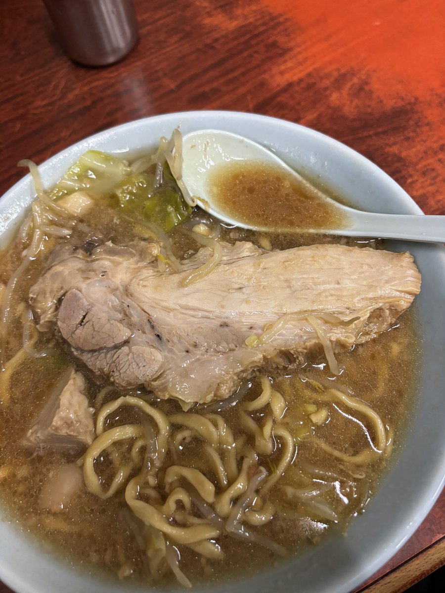 Azuki_y0516's tweet photo. ラーメン富士丸 神谷本店
ラーメン半分ちょい野菜ちょいアブラ

R.I.P.吉田マスター https://t.co/M8C0hJkSG1