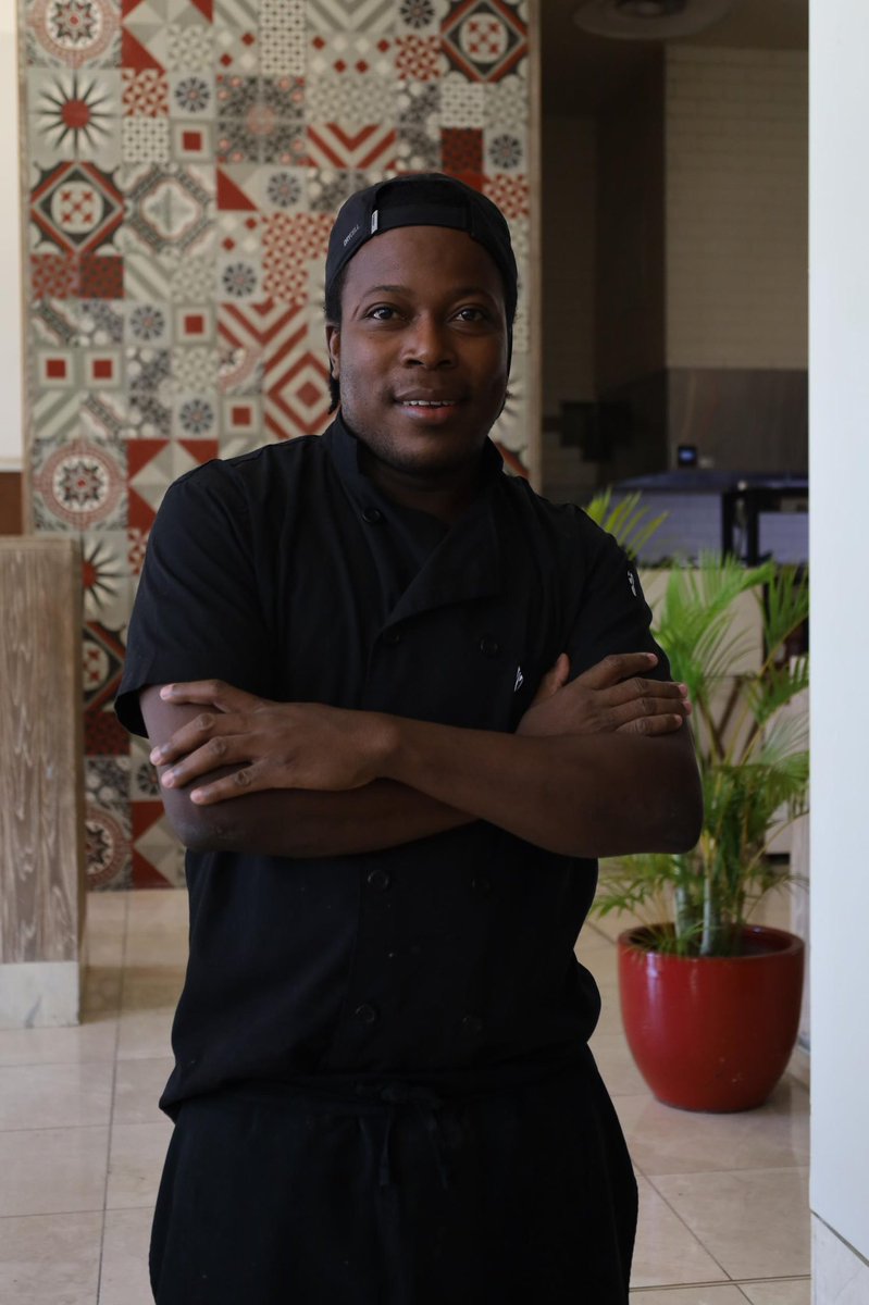 TICKETmaghaiti's tweet photo. Chef Lionel du Marriot offre aussi un patekode cette semaine !#patekodeweek #tickettoupatou
.
.
📹: @first_art_photography https://t.co/a4cPkIA5Ab