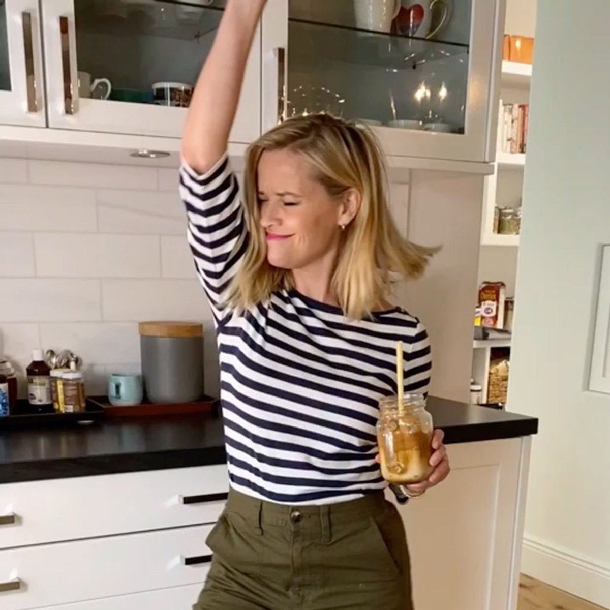 ReeseCorps's tweet photo. Today's Piece of Reese...for all those who participated in daylight savings time, we get a whole extra hour this weekend. Woop woop! #ExtraHour #MoreTimeToSleep #TheReeseCorps https://t.co/RuQXc26eMU