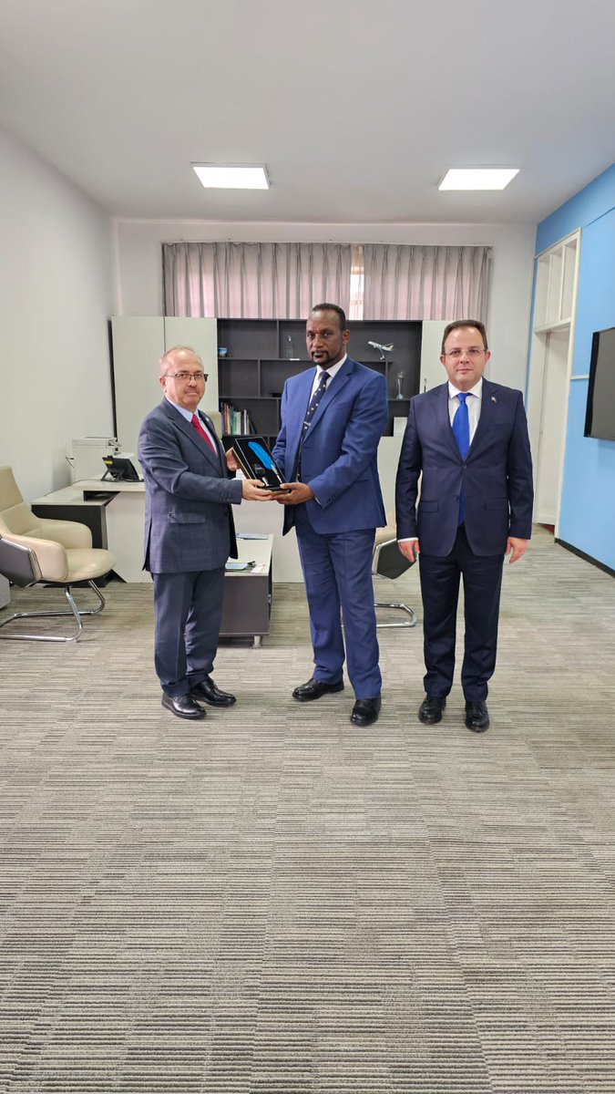 ETmaarif's tweet photo. H.E Amb.of Turkiye to Ethiopia Berk Baran,
H.E Prof.Dr.Birol Akgün President of Turkish Maarif  Foundation met H.E.Dr. Kora Tushuna,State Minister for Science and Higher Education.
#MAARIFETHIOPIA 

@TC_AddisAbabaBE
@TMaarifVakfi
@fdremoe
@aacaebc https://t.co/pEBry3KubK