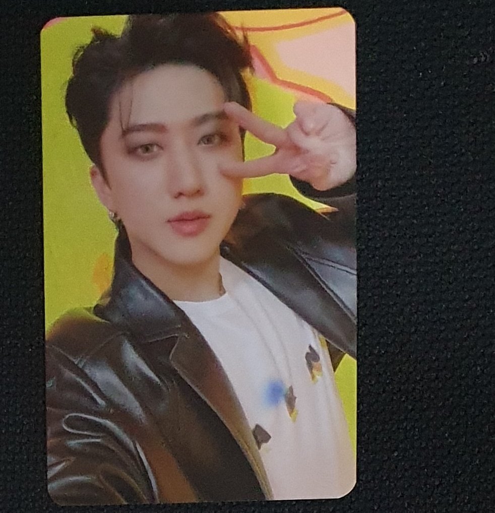 Chanyoohz's tweet photo. Wts lfb ph

Ot8 Skz2020 + Changbin Pcs ♡1899 set (700 changbin ktown4u + maxident ldf pob only)

# stray kids leeknow hyunjin han jisung felix seungmin in ww ga chan photocard album unsealed lev cle iaw iay ian i am you not who mixtape miroh selca rerecorded lotte ifive oddinary https://t.co/K7uoUm5Q8U
