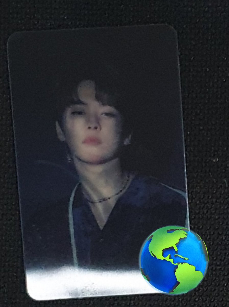 Chanyoohz's tweet photo. Wts lfb ph

🌍/💖/👐855 ea set
Or all w hyunjin otdbs 3050

# skz 2nd gen fankit totebag photocard id holder poster collectbook unit han stray kids chan changbin felix seungmin ww stay blue yellow unlock go live in life md beyond card binder bg lenti hoodie purple on track gl ga https://t.co/VyZ92WZs0i