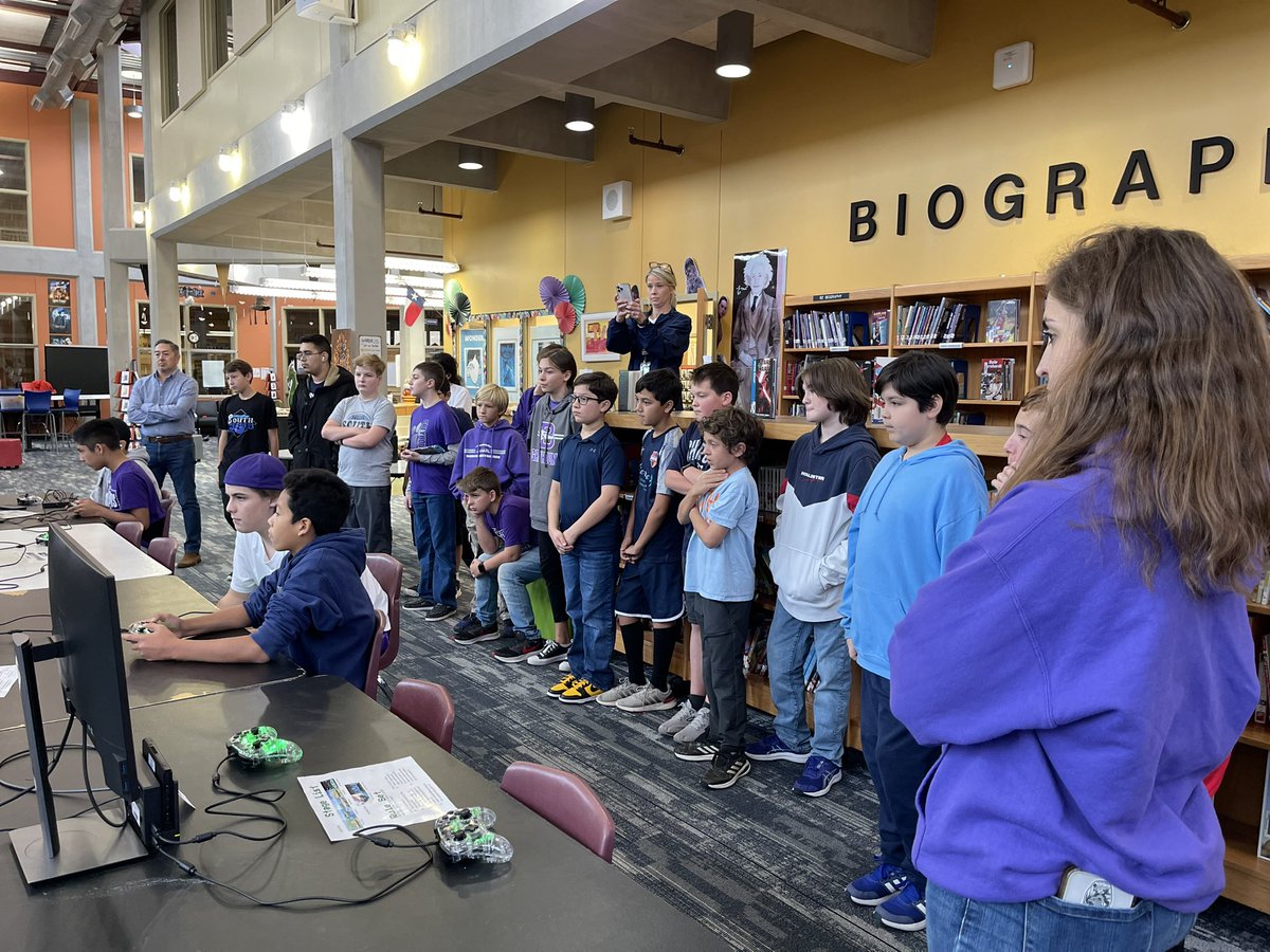 BMSS_LIB's tweet image. South placed 1st and 2nd and North placed 3rd in our BISD MS eSports Tournament today.  Will post pictures soon.  All players did a wonderful job showing sportsmanship! 
@BoerneISD @BoerneMSSouth