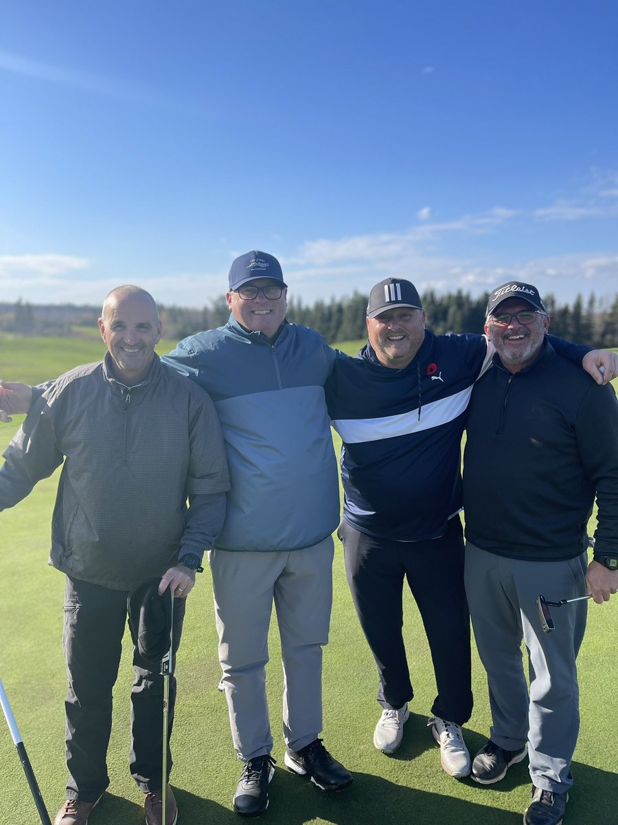 BenKing_20's tweet photo. Fall Freeze at the Creek! Great day to wrap up 2023! ⛳️✌️ https://t.co/t1yCHToxPq