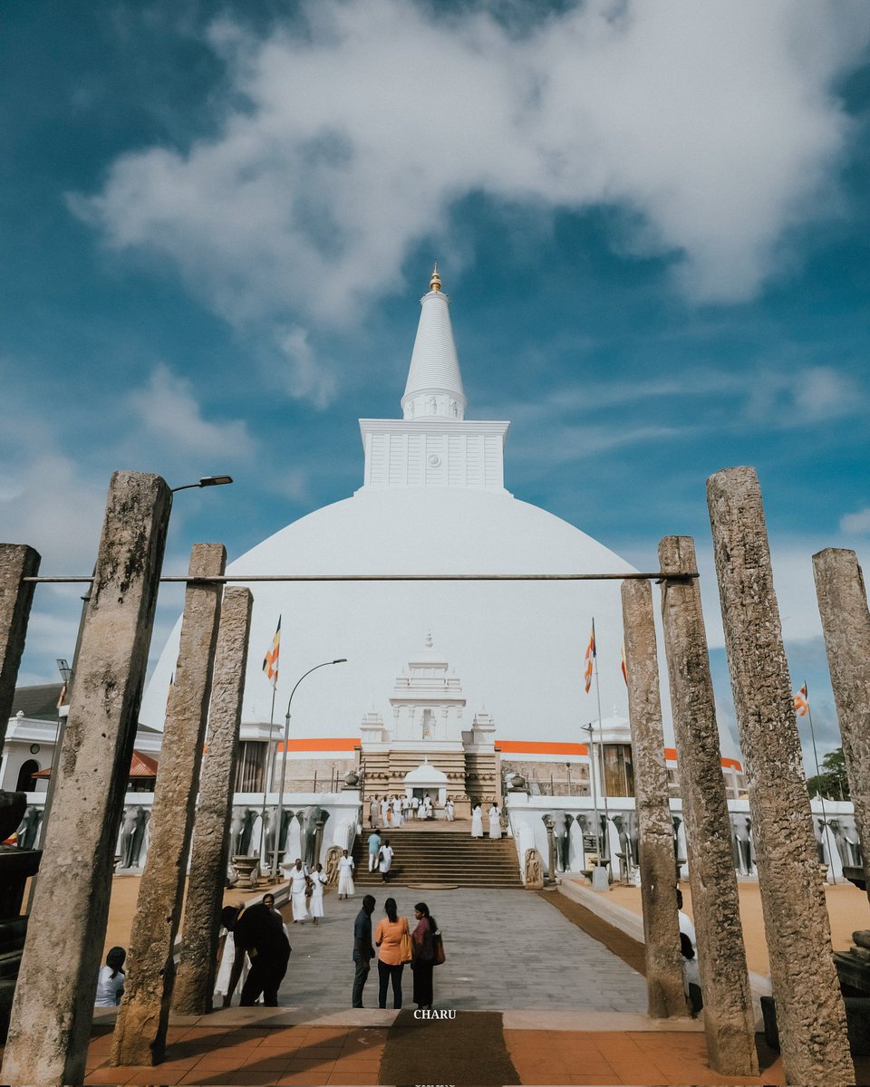 iam__charu's tweet photo. Follow for more photos &amp; reels.
.
.
.
#S23Ultra #anuradhapura #SriLanka https://t.co/vPDWjpRrln