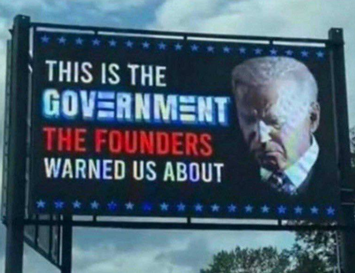 UltraDane's tweet photo. Electronic billboard in Pennsylvania. https://t.co/QsKRzAtP0S